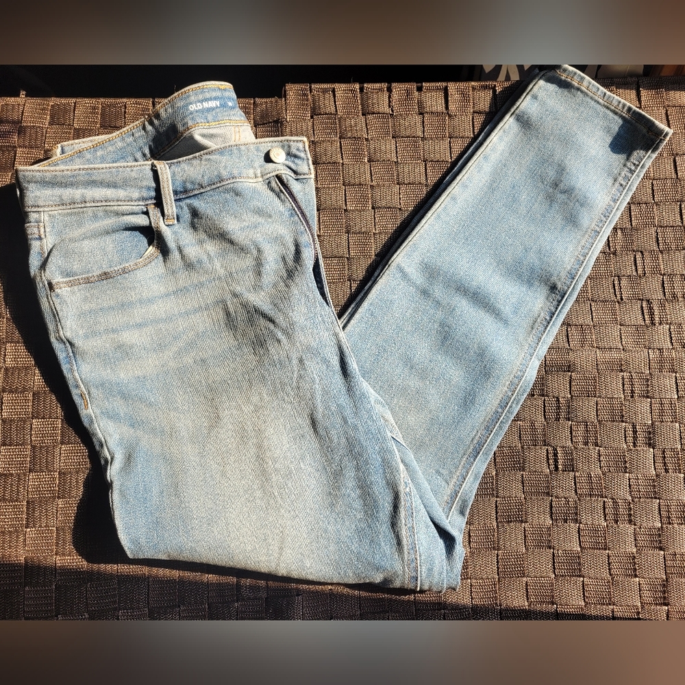 NWT Old Navy High-Rise Super Skinny 16